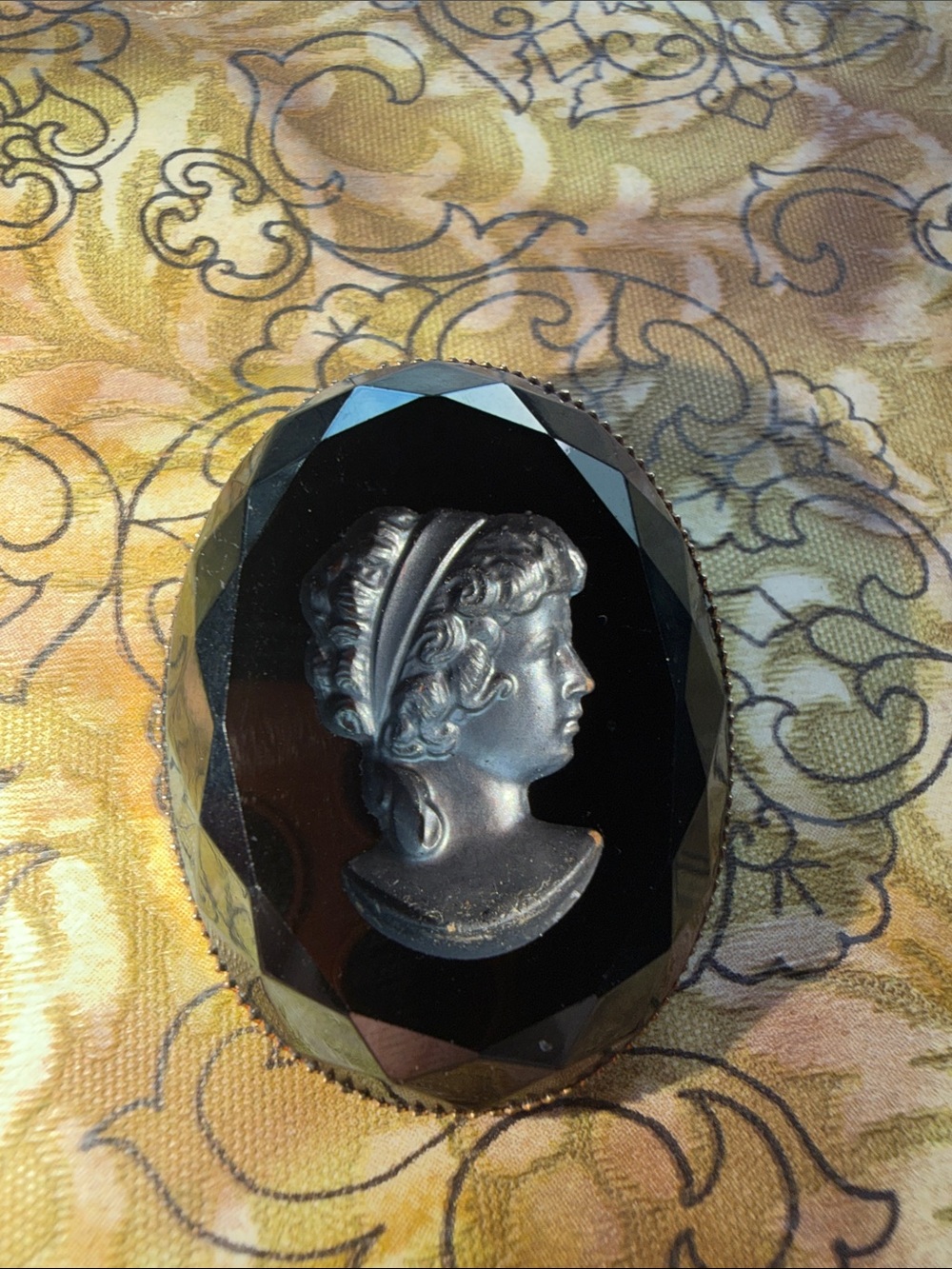 Black Cameo Portrait Brooch - Elegant Women’s Jewelry
